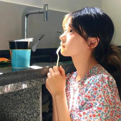 翘楚