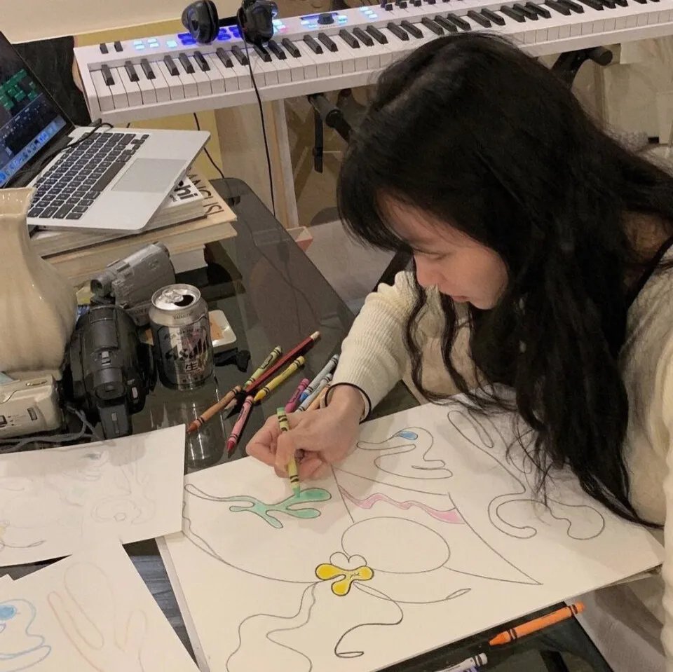 闪婚后，亿万总裁偏要宠我